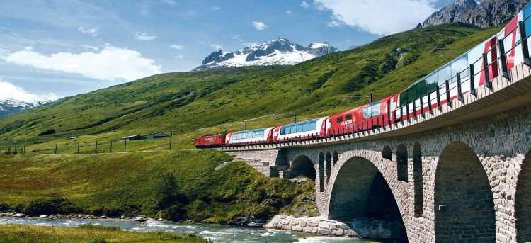 Glacier Express train | Zermatt | Chur | Switzerland | Holidays to Switzerland
