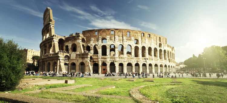 The Colosseum | Rome | Italy | Riviera Travel | escorted tour