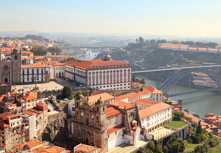 Cathedrals, Porto