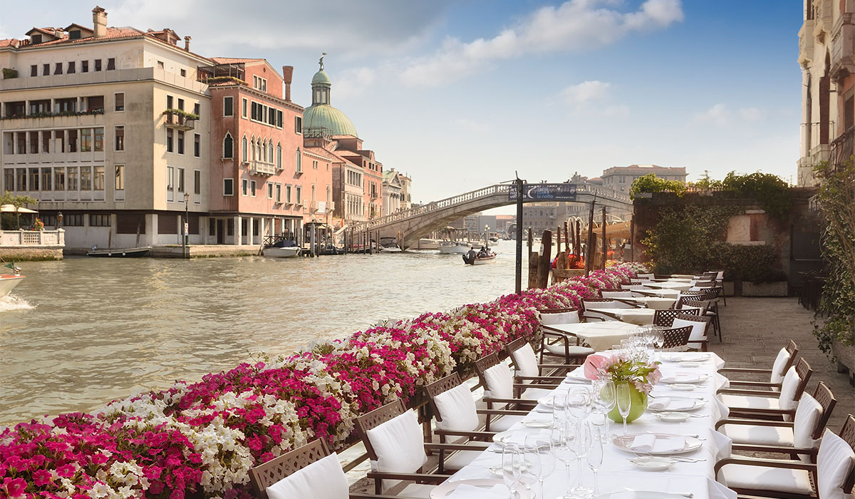 Sivoli Bistro Terrace