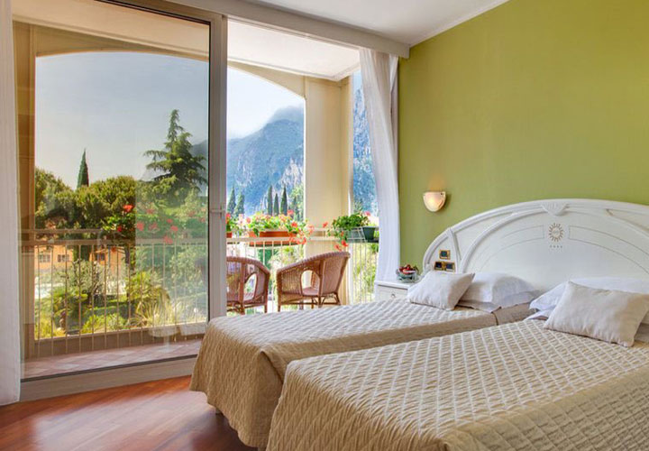 4 Superior Hotel Savoy Palace Riva Del Garda Riviera Travel - 